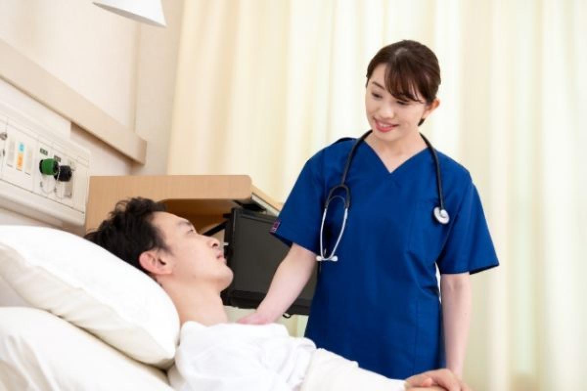 緊急入院でアクシデント(40代男性)